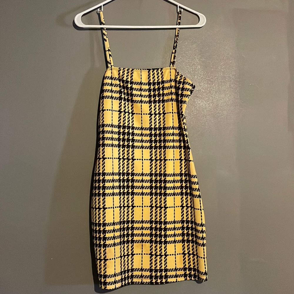 Plaid like yellow and black dress from SHEIN